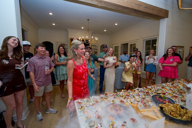 Guests reacting to the dry-ice presentation.